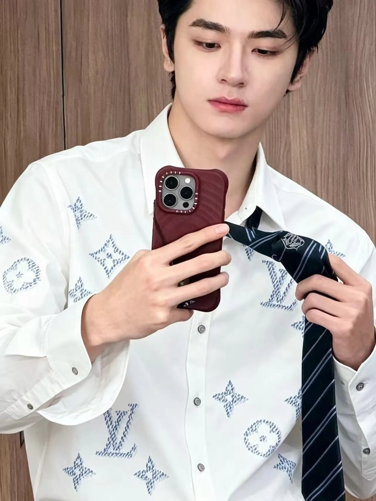 Louis Vuitton/Louis Vuitton dark pattern old flower lapel shirt